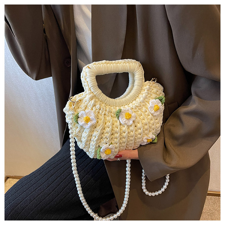 Women's Medium Fabric Flower Cute Weave Open Crochet Bag display picture 23