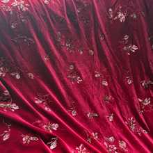 秋冬现货国风重工亮片钉珠刺绣面料仿真丝丝绒外套敬酒服礼服布料