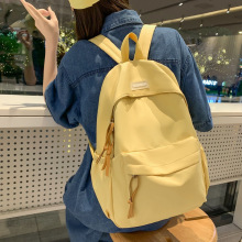 小学生女生儿童2022新款书包一三到六年级初中轻便减负护脊女孩包