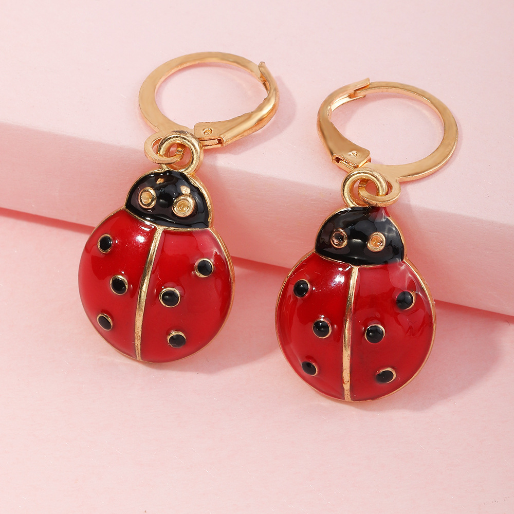 Cute Fashion Dripping Oil Retro Seven-star Ladybug Earrings display picture 5