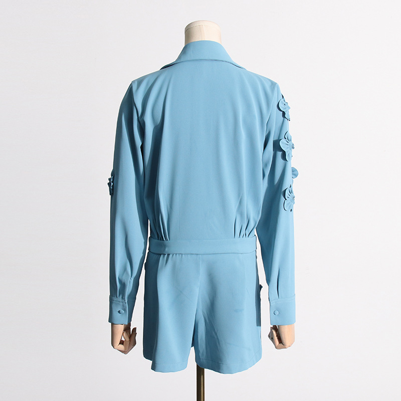 2024 primavera nueva moda elegante diseño de flores tridimensionales cintura apretada adelgazamiento mono pantalones cortos transfronterizos europeos y americanos