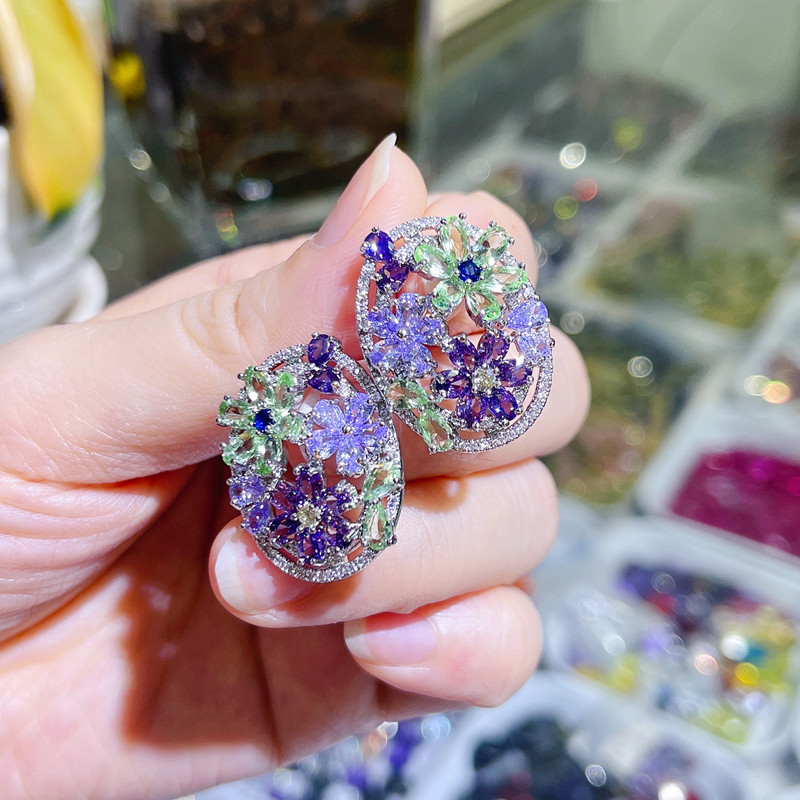 Fashion Flower Copper Inlay Zircon Ear Studs 1 Pair