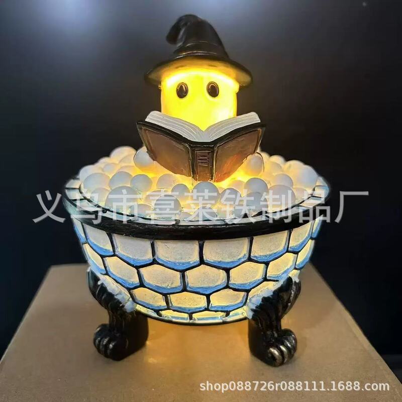跨境创意万圣节装饰女巫幽灵看书浴缸小夜灯派对场景摆件创意礼品|undefined
