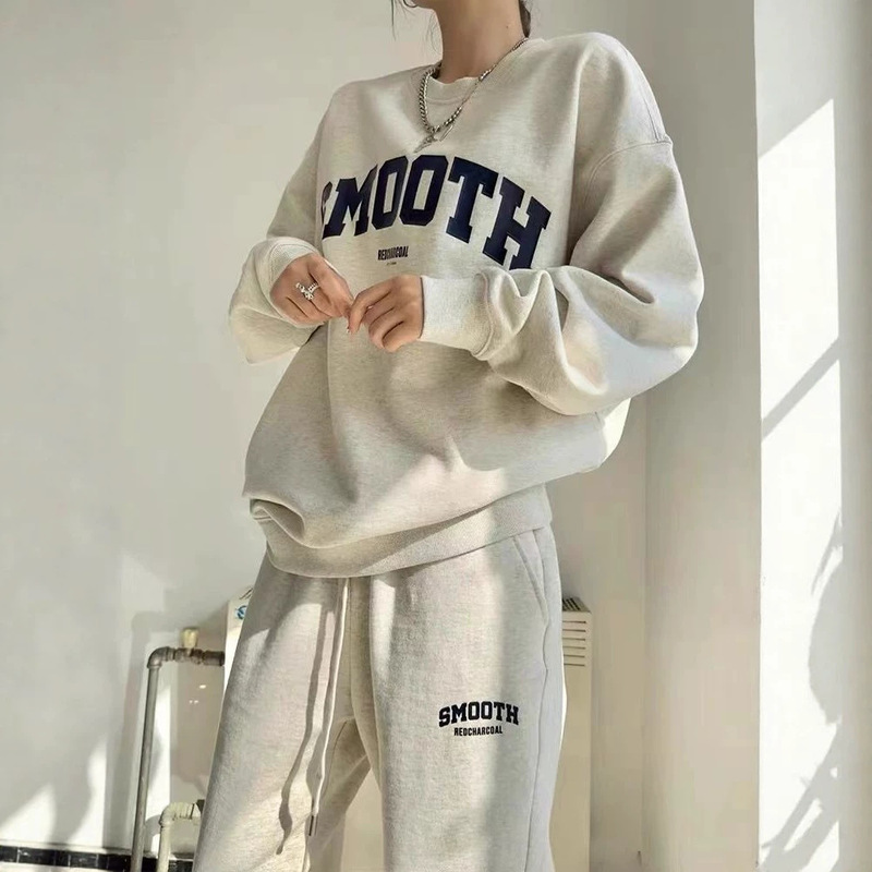 Spring and Autumn American-Style Trendy Hip-Hop Sports Suit, Loose Pullover Sweatshirt, Wide-Leg Sports Pants, Two-Piece Set for Women Spring and Autumn American-Style Trendy Hip-Hop Sports Suit, Loose Pullover Sweatshirt, Wide-Leg Sports Pants, Two-Piece Set for Women