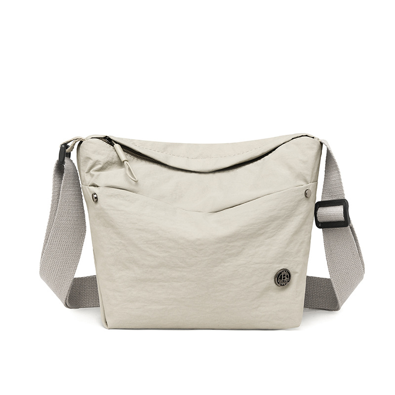 Cross-border 2024 nuevo bolso de tela explosivo temperamento de moda bolso de mensajero casual otoño e invierno bolso femenino de gran capacidad para desplazamientos