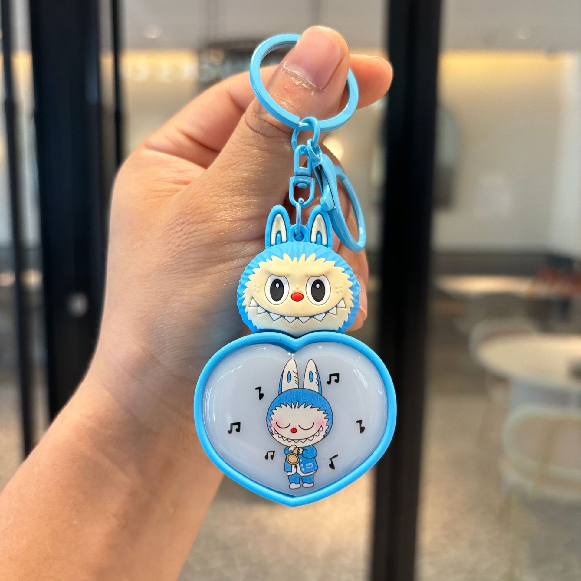 Burbujas transfronterizas matra tela amor lámpara nocturna llavero dibujos animados lindo muñeca bolsos de automóviles colgantes