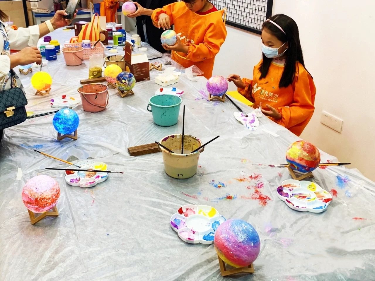 6ac0e74b-a41c-40f8-b116-4a4b28