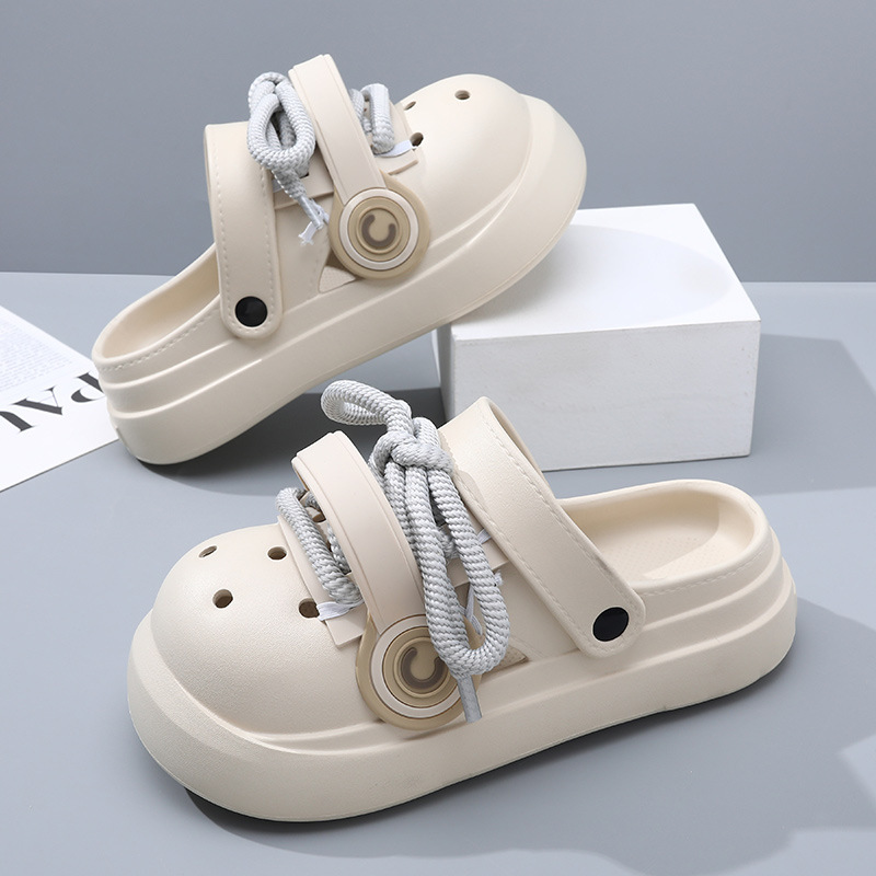2024 couple summer fashion Joker cute non-slip wear-resistant EVA trend outdoor thick-soled hole shoes factory straight