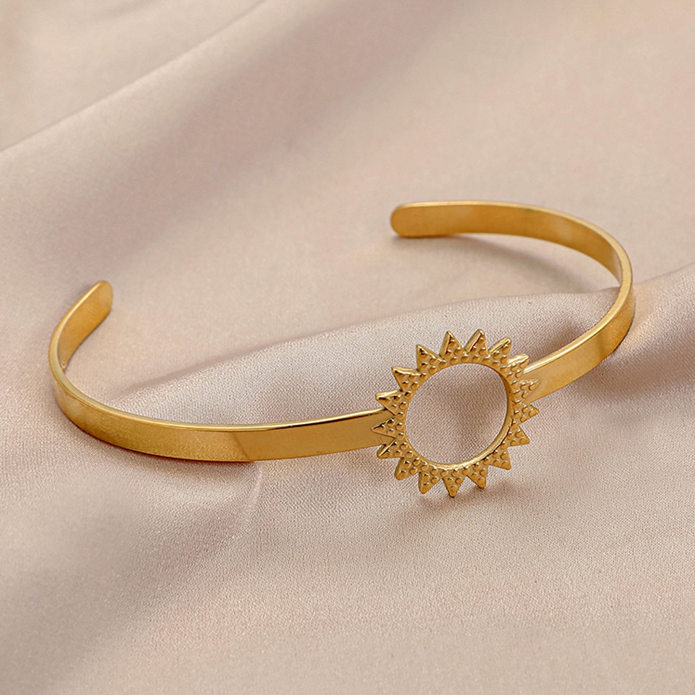 12g Weight Bangle Classification 1 Piece Quantity Daily Occasion Stainless Steel Material Geometric, Eye Pattern Unisex Gender Plating Design Simple Style Style Geometric Eye Stainless Steel Simple Style Bangle 91