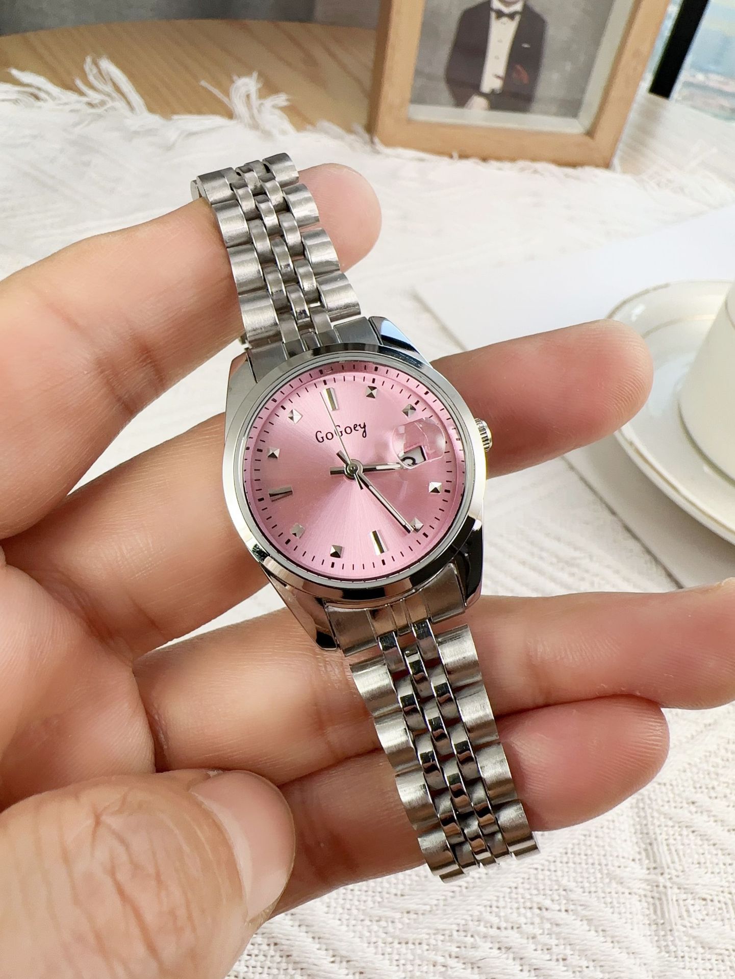 55g Weight Ordinary Glass Mirror Material Steel Belt Strap Material Watch Classification Pointer Display Type Double Side Snaps Buckle Style Round Dial Shape Casual, Daily Occasion Quartz Movement Solid Color Pattern Women's Gender Classic Style Style Classic Style Solid Color Double Side Snaps Quartz Watch Women's Watches 3