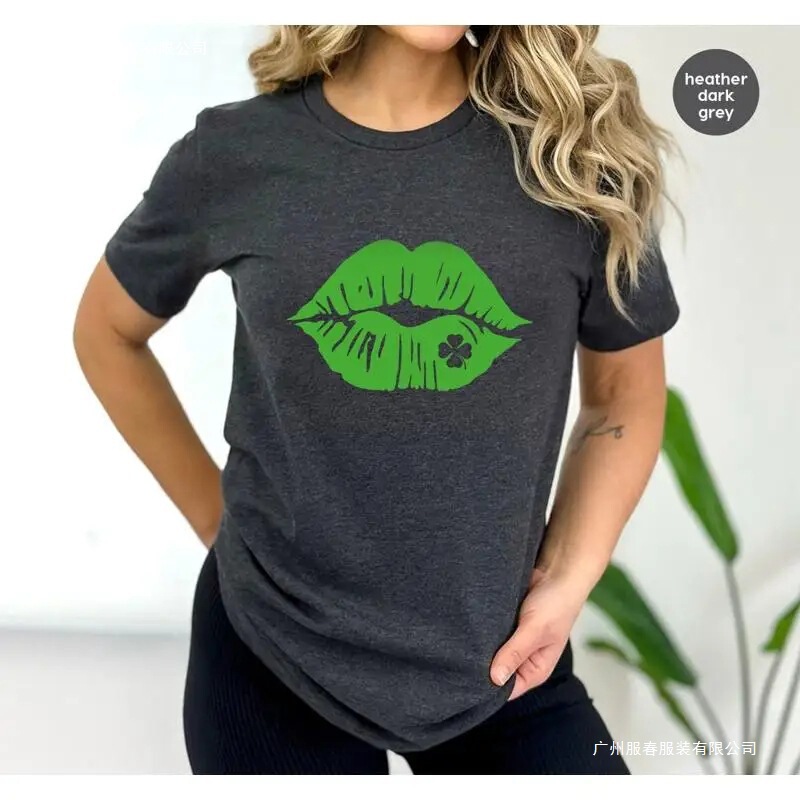 Cross-Border Irish Clothing T-Shirt for Mom St. Patrick's Day Vintage Shirt Women's Clover Crew Neck Sweatshirt