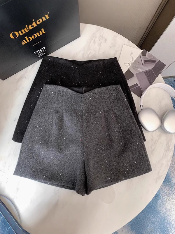 Sparkling Sequin Woolen Shorts Women's Autumn and Winter 2024 New High Waist Outer Wear Slimming Wide Leg Pants with Boots Sparkling Sequin Woolen Shorts Women's Autumn and Winter 2024 New High Waist Outer Wear Slimming Wide Leg Pants with Boots
