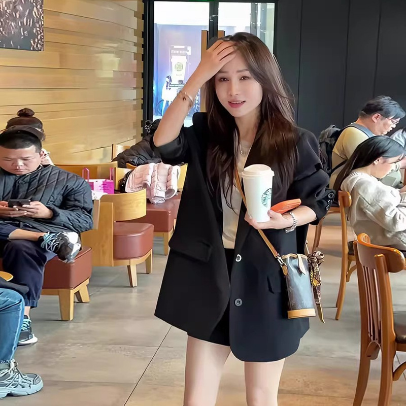 Black Blazer for Petite Women 2026 Spring and Autumn Short Style High-End Trendy Korean Casual Slim-Fit Suit Black Blazer for Petite Women 2026 Spring and Autumn Short Style High-End Trendy Korean Casual Slim-Fit Suit