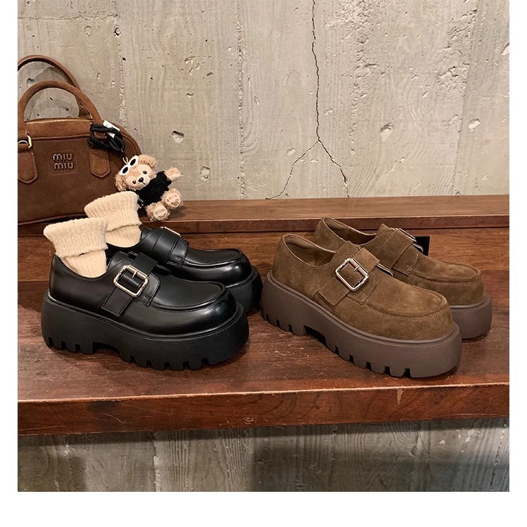 Nuevos zapatos de cacho de invierno y cacho de madres de uva, zapatos de cacho