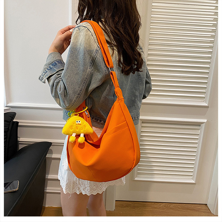Simple solid-color canvas bag 2024 new style Japanese large-capacity single-shoulder dumpling bag, versatile for school and commuting crossbody bag undefined
