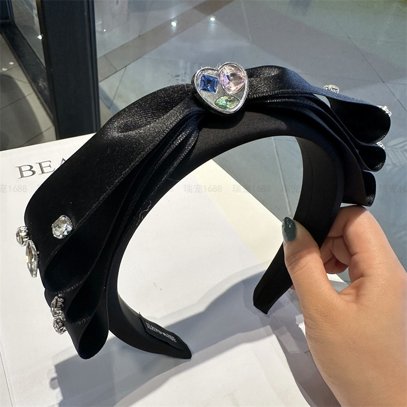 法式復古蝴蝶結髮箍2023新款愛心水鑽公主百搭壓發髮飾頭飾女批發