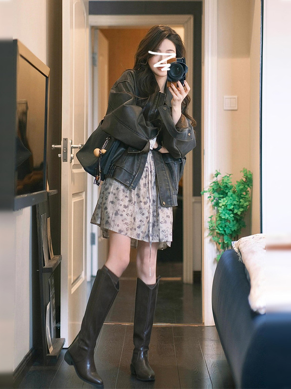 气质碎花连衣裙子2025新款女开秋感短裙小个子早秋季流行穿搭|undefined