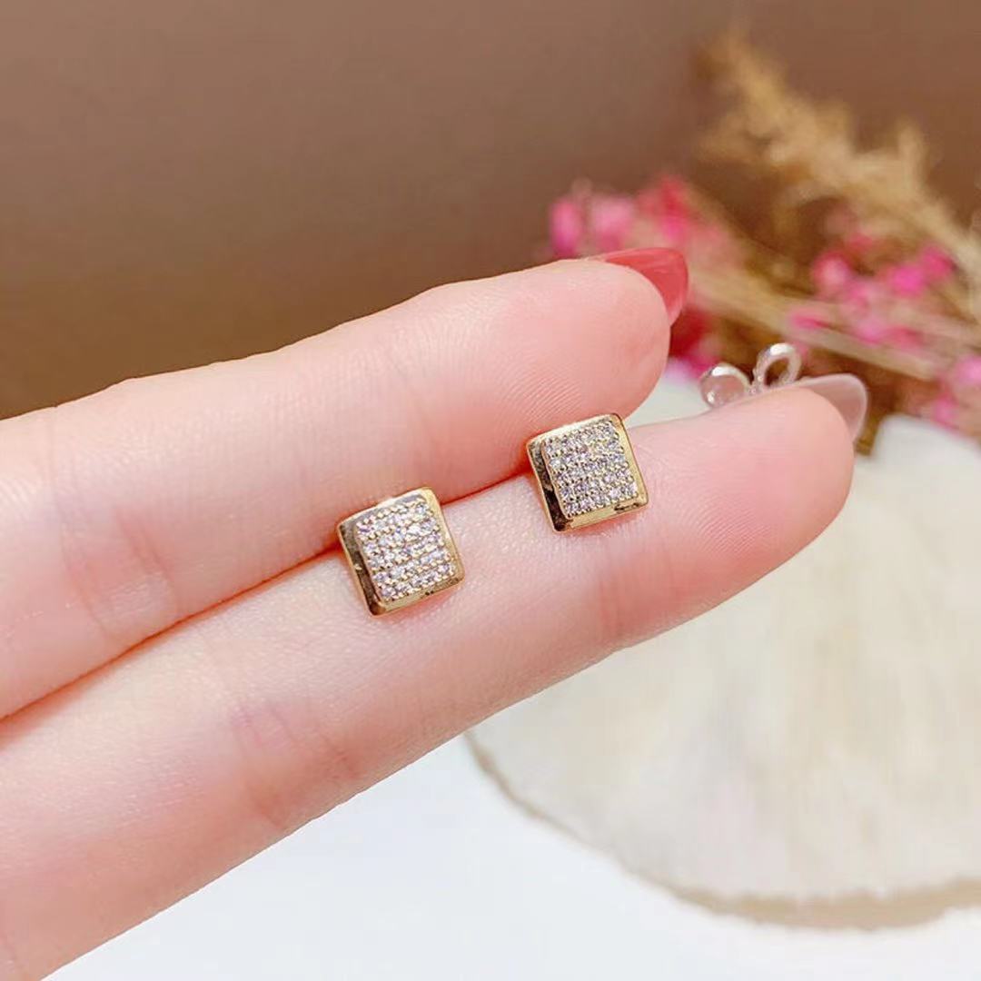 Earrings Image 6