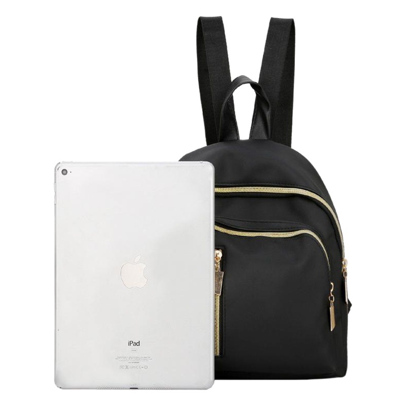 Mochila del mismo estilo, nueva bolsa para mujer, mochila de nailon impermeable de estilo coreano, mochila de estilo universitario a la moda, ligera y de peso ligero.