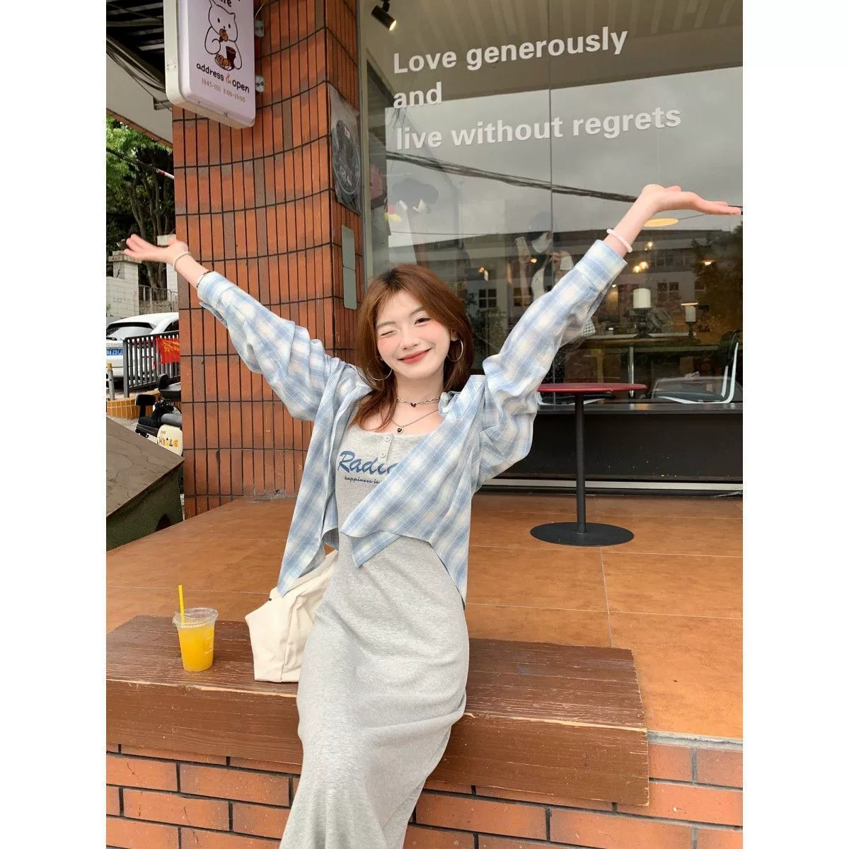 Серая клетчатая рубашка с длинными рукавами в стиле ретро, ​​свободная повседневная весенне-осенняя верхняя куртка с воротником-поло для женщин