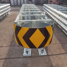 隧道匝道专用防撞垫 护栏导向缓冲防撞垫 分流处减速抗冲击工业级