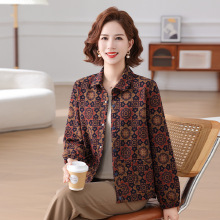 妈妈秋装薄外套宽松拉链夹克衫2025新款中老年女春秋印花翻领开衫