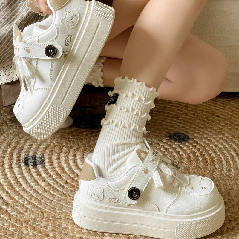 Cute and Quirky Velcro White Sneakers for Women, 2026 Spring New Popular Casual Student Versatile Sneakers, Bread Shoes