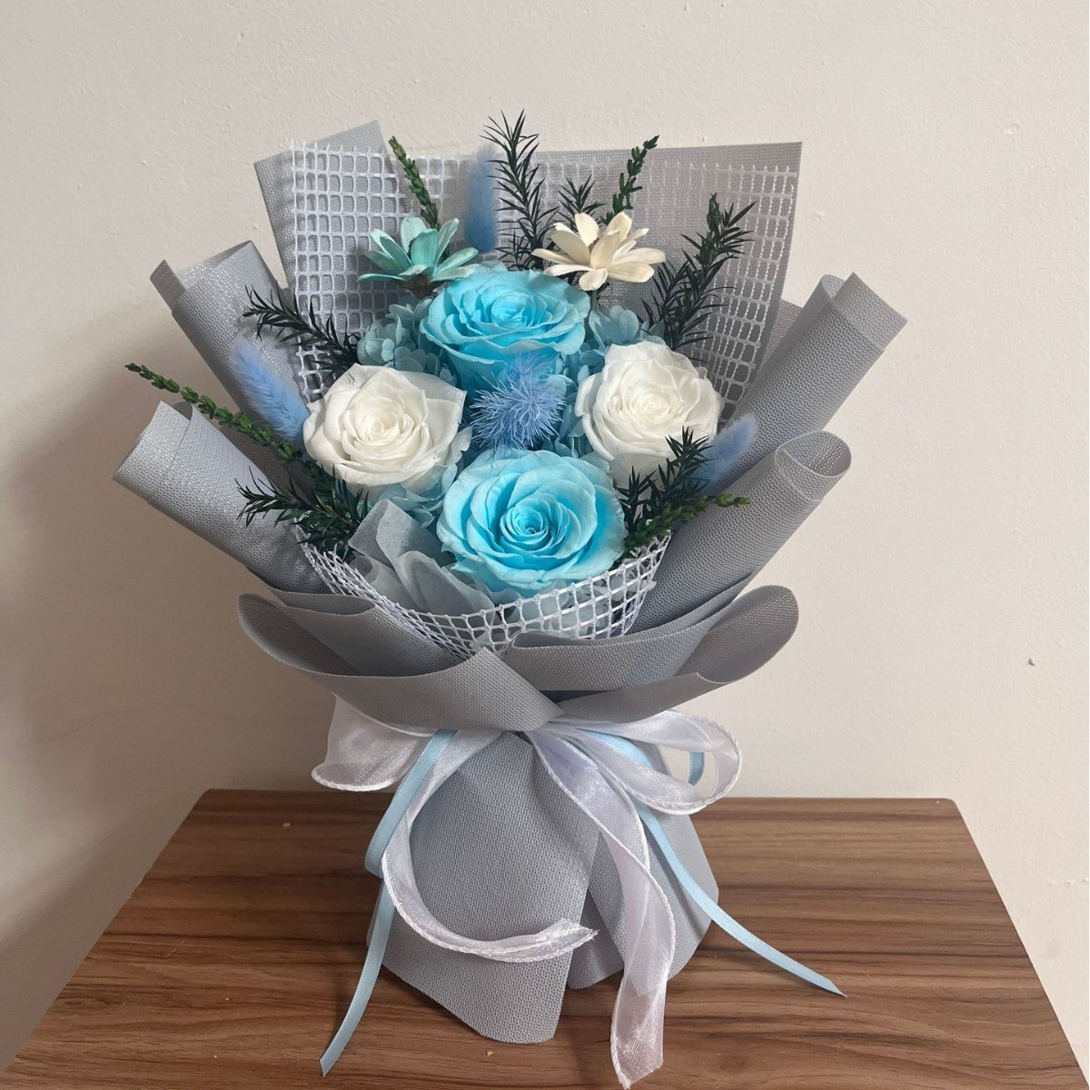 하늘색 꽃다발