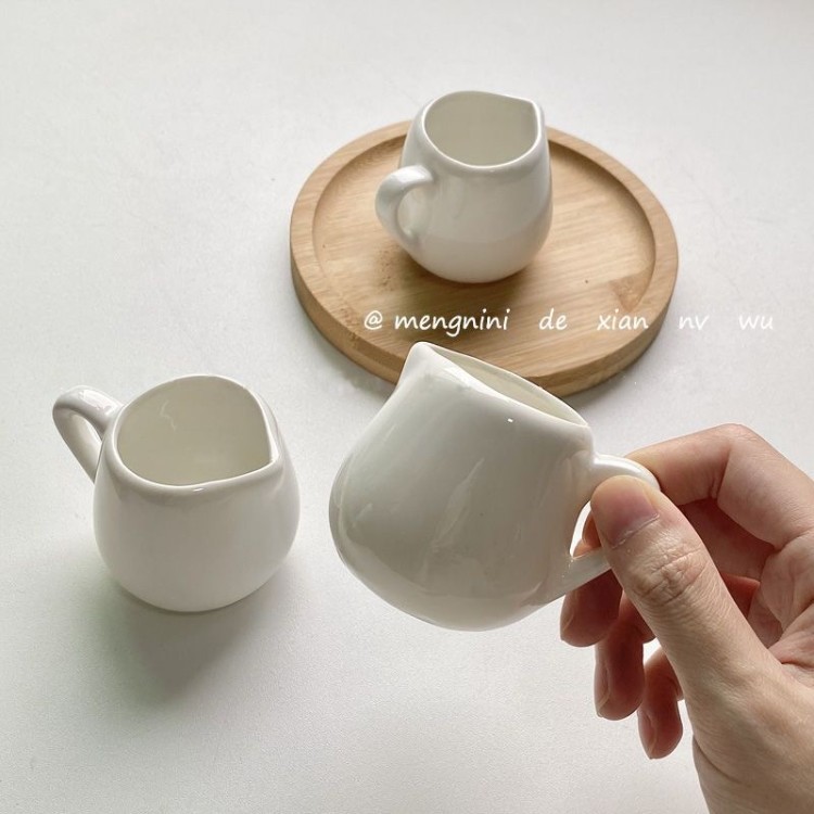 ins-style milky white minimalist ceramic mini cute small milk cup, coffee measuring cup, espresso ounce cup