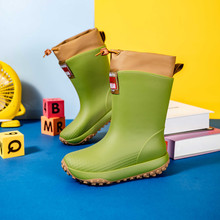 ͯ������Ь���G�д�ͯ��ˮѥ���ֵһ�w���ͷ������L���ڱ�ů�zЬ