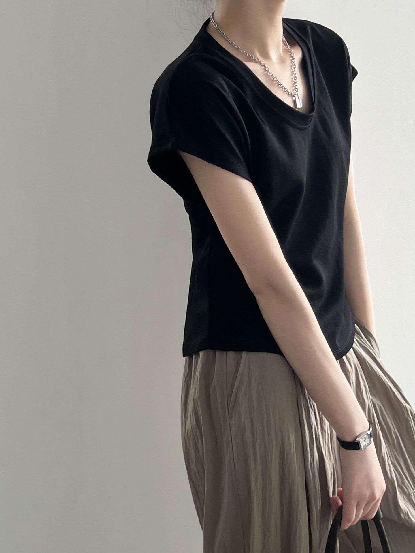 Three Dimensional Simple U Neck Short Sleeved T shirt for Women Summer Slimming Wide Sleeved Top 11 Three Dimensional Simple U Neck Short Sleeved T shirt for Women Summer Slimming Wide Sleeved Top