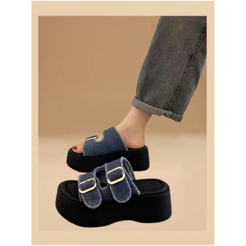 2025 New Super Popular Beautiful Thick Bottom Heightened Sandals and Slippers Women's Summer Wearing Fashionable High-end Wedge Slippers 2025 New Super Popular Beautiful Thick Bottom Heightened Sandals and Slippers Women's Summer Wearing Fashionable High-end Wedge Slippers