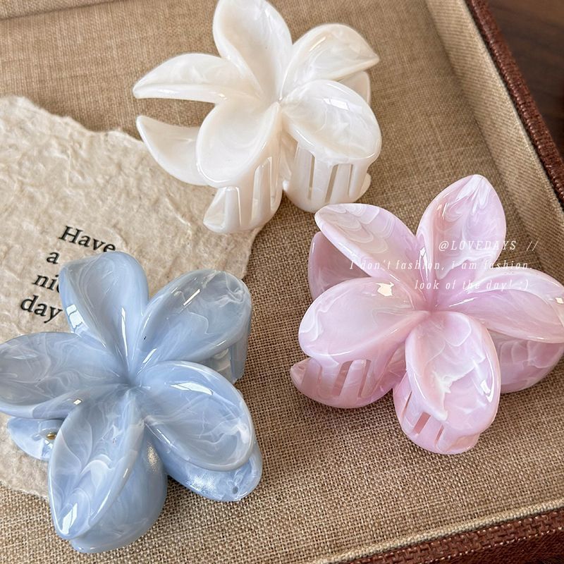 Summer Mint Frangipani Clip, Smudged High-End Flower Shark Clip, Sweet Red Cattle Flower Hair Clip on the Back of the Head for Women