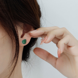 ˮ���κ�������Ů�����B����������p��С���OӋ�̾G��ʯ���h��