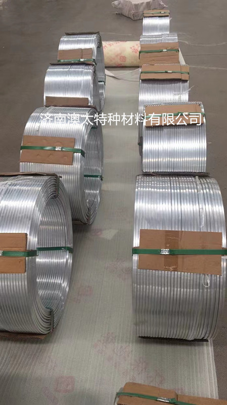 8777f3c7819551f5aca1be03e55817