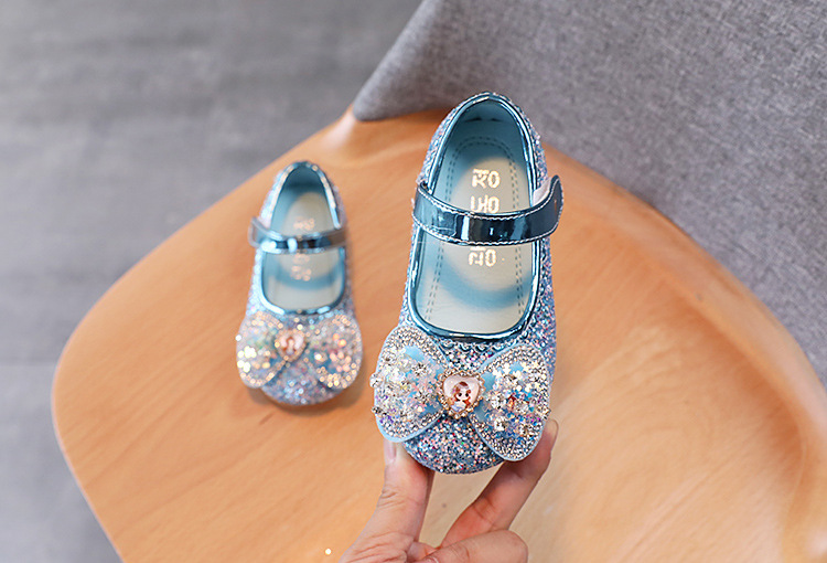 2024 frühjahr Neue Mädchen Mode Wasser Ziegel Cartoon Prinzessin Schuhe Koreanische Version Kleines Mädchen Pailletten Leder Schuhe Weichen Boden Baby Schuhe_voghion.com