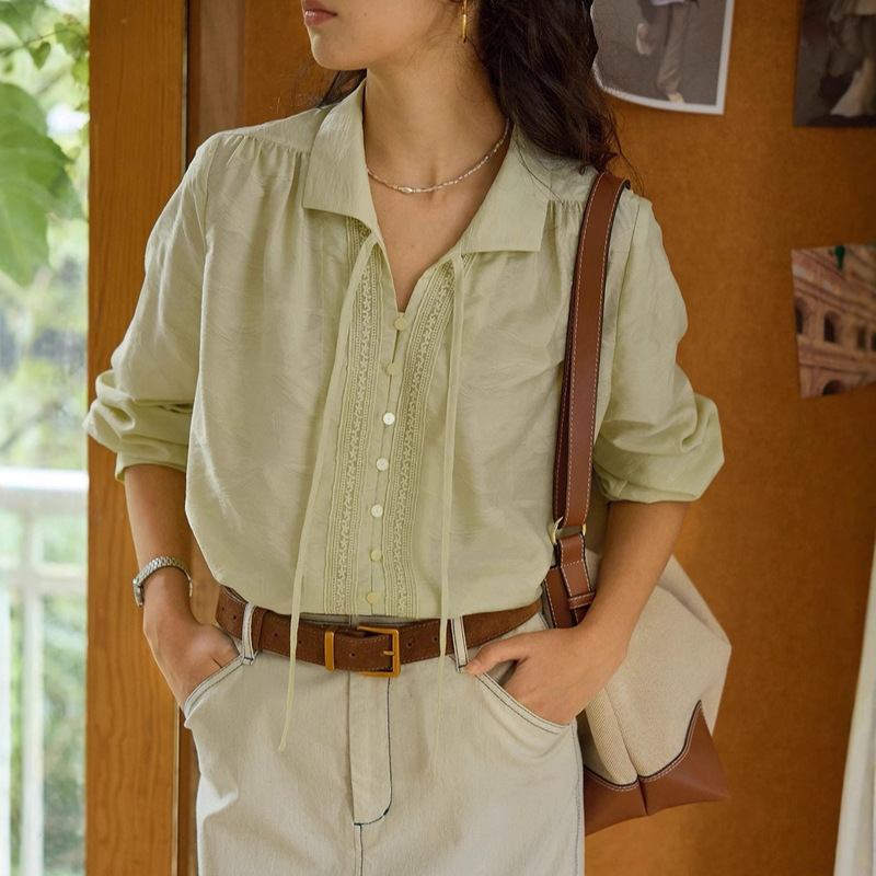 Solighte French Retro V-Neck Lace-Up Long-Sleeved Shirt for Women Autum 2026 New Lace Loose Shirt