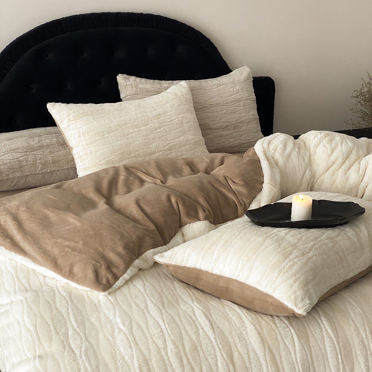 Winter Thickened Warm Milk Velvet Four-Piece Set Solid Color Bed Sheet Fitted Sheet Duvet Cover Four-Piece Bedding Set