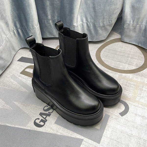 Elastic fashionable low boots
