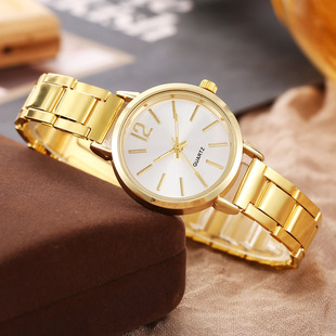 �羳������NŮʿС���P���e�ٴ�ʯӢ�ֱ� ��������ʯӢ������l