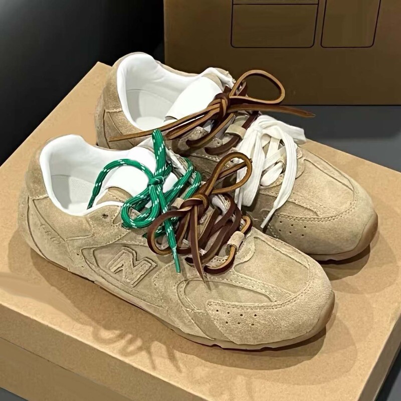 Original channel goods, Miu Miu co-branded 530 genuine leather breathable flat-soled fitness sports fashion casual shoes for women, German training shoes Original channel goods, Miu Miu co-branded 530 genuine leather breathable flat-soled fitness sports fashion casual shoes for women, German training shoes