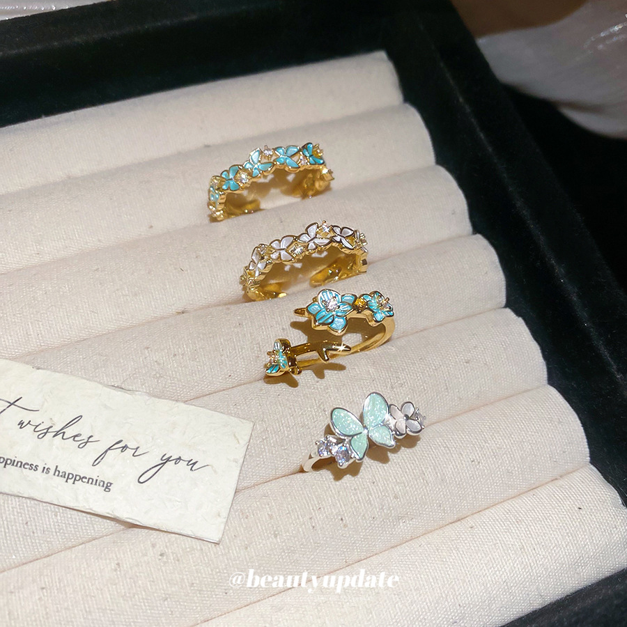 Bague élégante et raffinée, ornée d'une fleur en zircon et plaquée or véritable, pour l'index._voghion.com