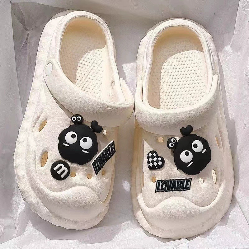 Cave Shoes Женская Новая летняя верхняя одежда на толстой подошве 2023 года, пляжная обувь для медсестер, сандалии и тапочки с ощущением носка, женские летние