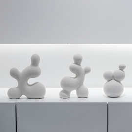 ins风简约素烧北欧简约素胚陶瓷摆件创意艺术客厅电视柜桌面装饰