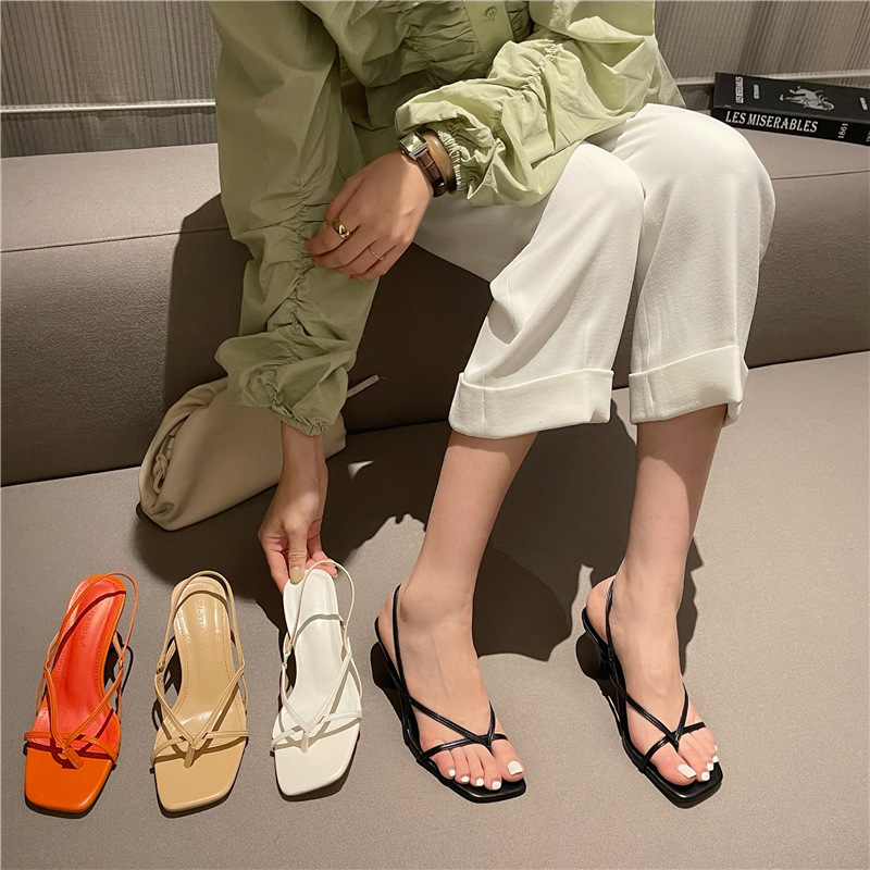 Thin Strap Square Toe Thong Sandals for Women with Thin Heels 2026 Summer Korean Style Fashionable One-Strap Roman Shoes Thin Strap Square Toe Thong Sandals for Women with Thin Heels 2026 Summer Korean Style Fashionable One-Strap Roman Shoes