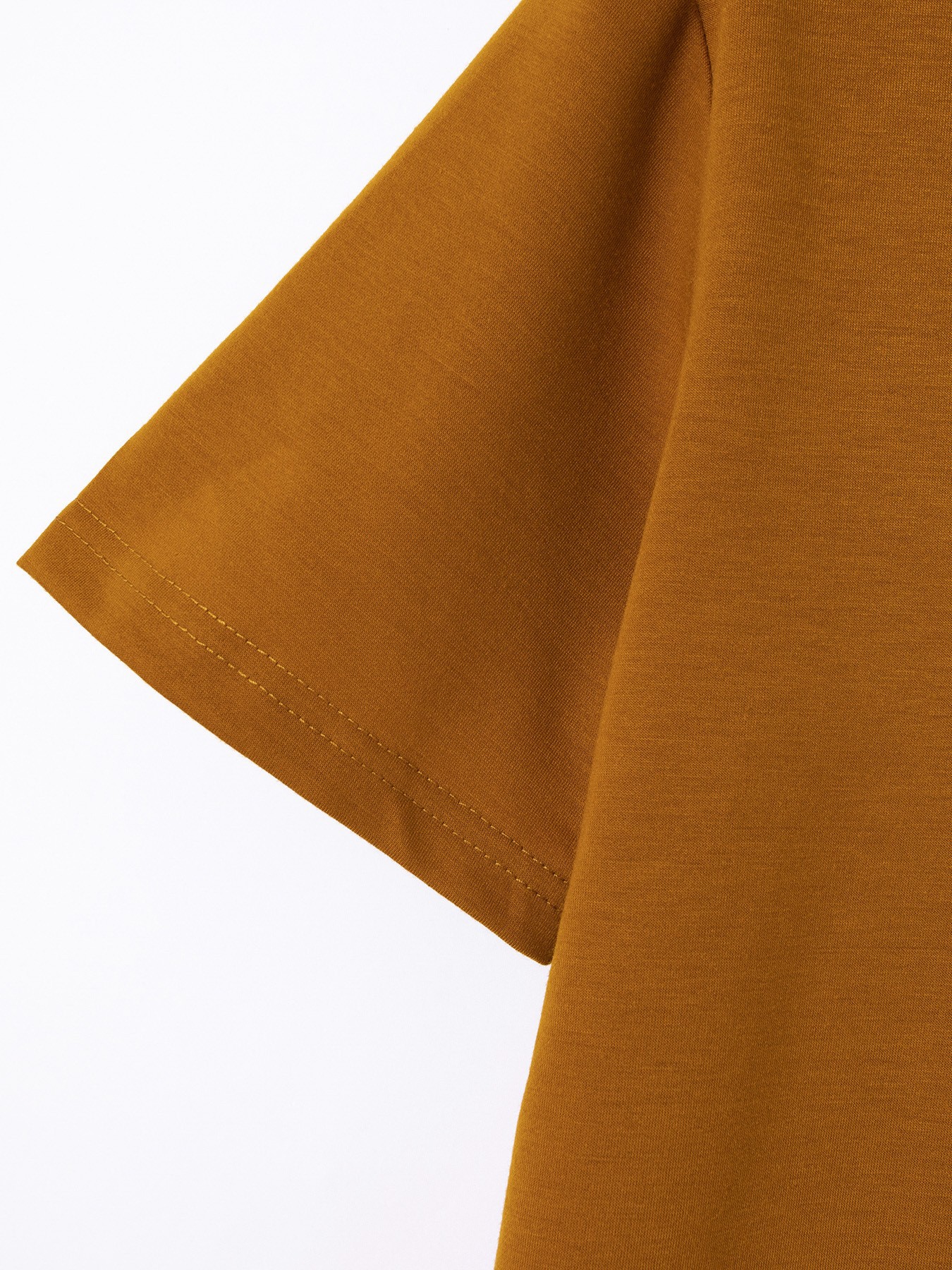 Polo uomo slim fit con colletto e tasca frontale elegante_voghion.com