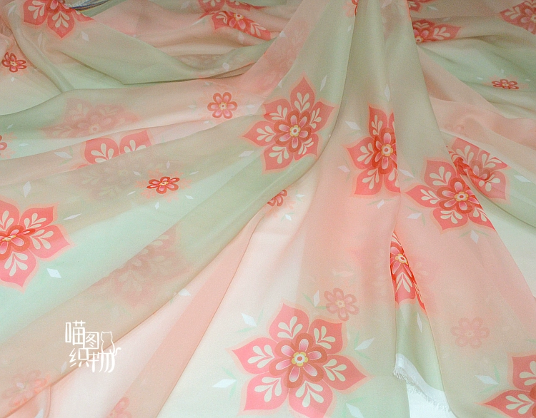 Оригинальная печать Дуньхуана Silk Chiffon Tangfeng Tuan Flower Bailuyhan ткань для одежды, меховая ткань