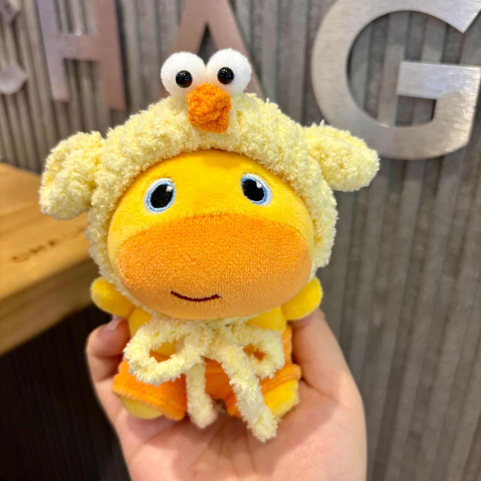 Chicken style - sitting lulu