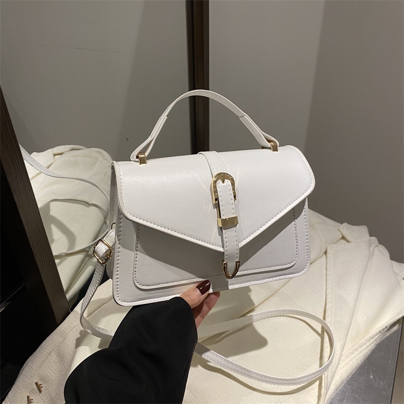 Temperamento bolso de mujer 2024 invierno nuevo estilo de moda bolso de mano personalidad coreana bolso de hombro