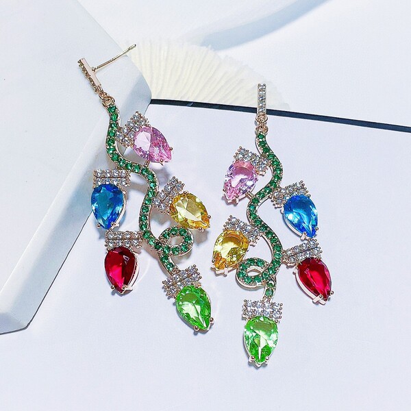 trend fashionable three dimensional earrings drop-shaped